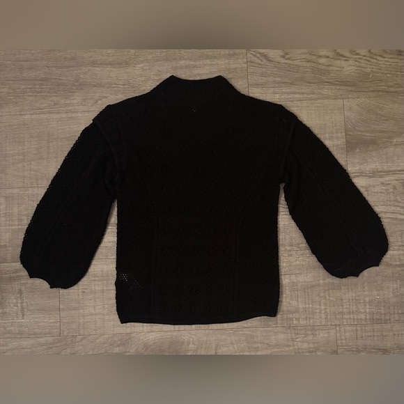 New WHBM Black Neck Crochet Sweater with Puff 3/4 Sleeves Size XS - Picture 3 of 7